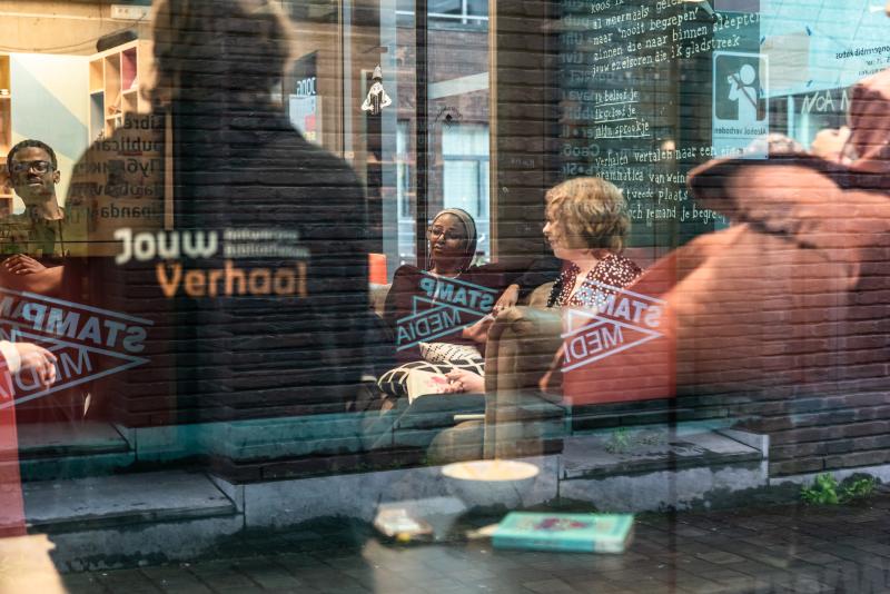 jongerenleesgroep in de Kubus