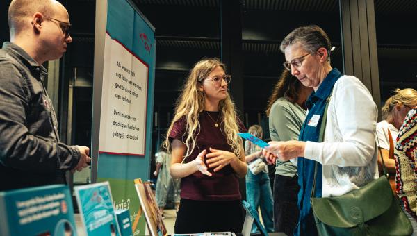 infostand van Luisterpunt